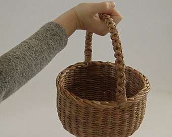 Flower girl basket rustic Small wicker basket with handle Wedding baskets for flower girls