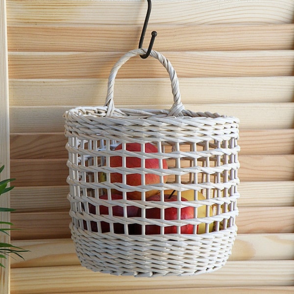 Wicker beige wall baskets with handle Hanging kitchen utensil baskets Kitchen storage set Vegetable baskets Kitchen Baskets Potato onion bin