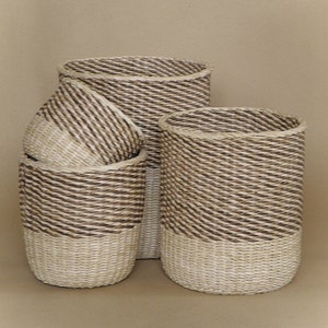 Wicker Open Weave Paper Bin Waste Paper Basket Sustainable Waste Basket Eco Friendly Rubbish Bin New Home Gift Office Bin Planter basket