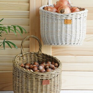 Wall hanging storage round basket Wall storage and organization Kitchen basket storage Rustic door basket Vegetable Fruit wicker baskets zdjęcie 4