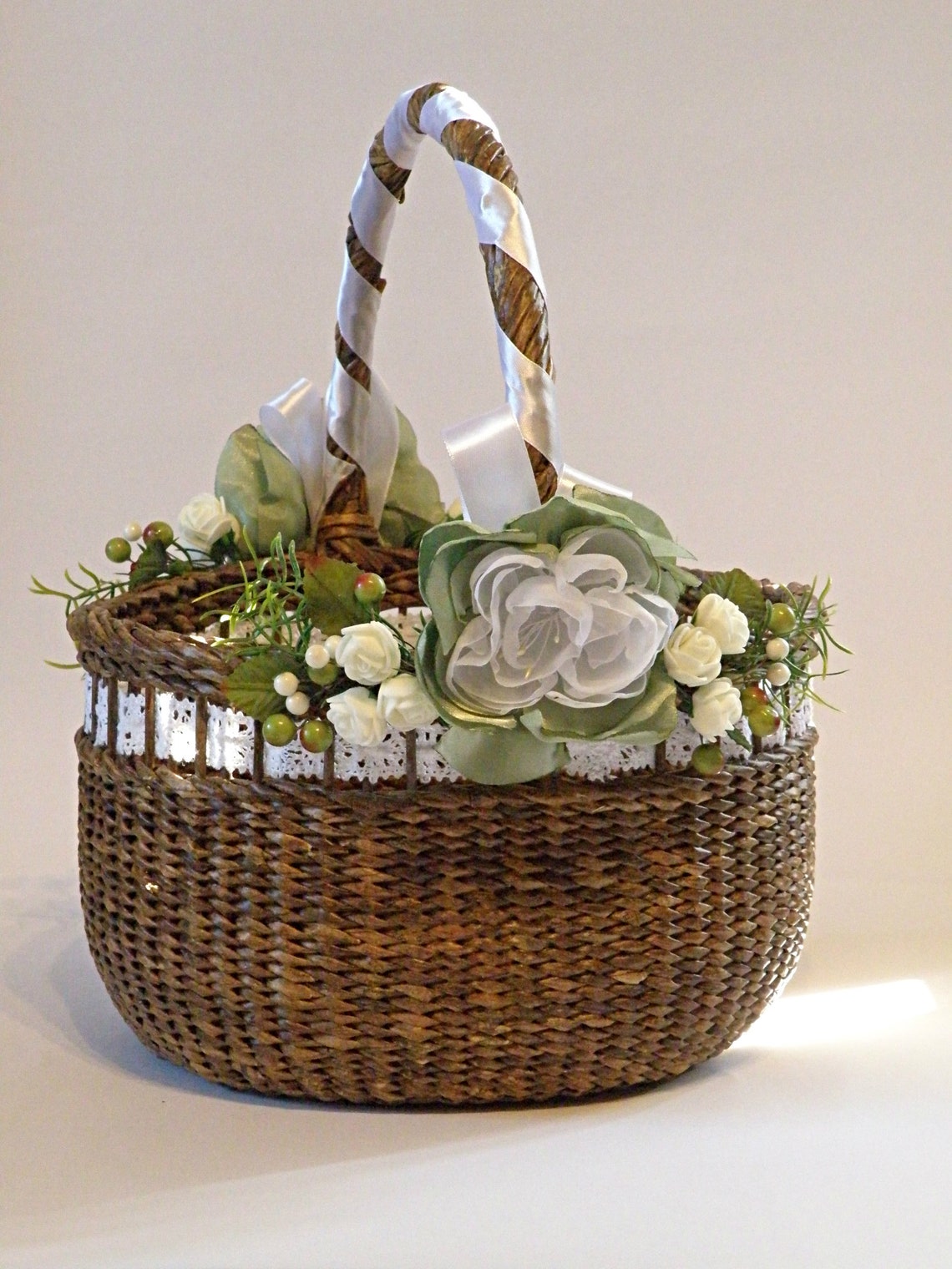 Easter basket Wedding round wicker basket with handle Wedding Etsy