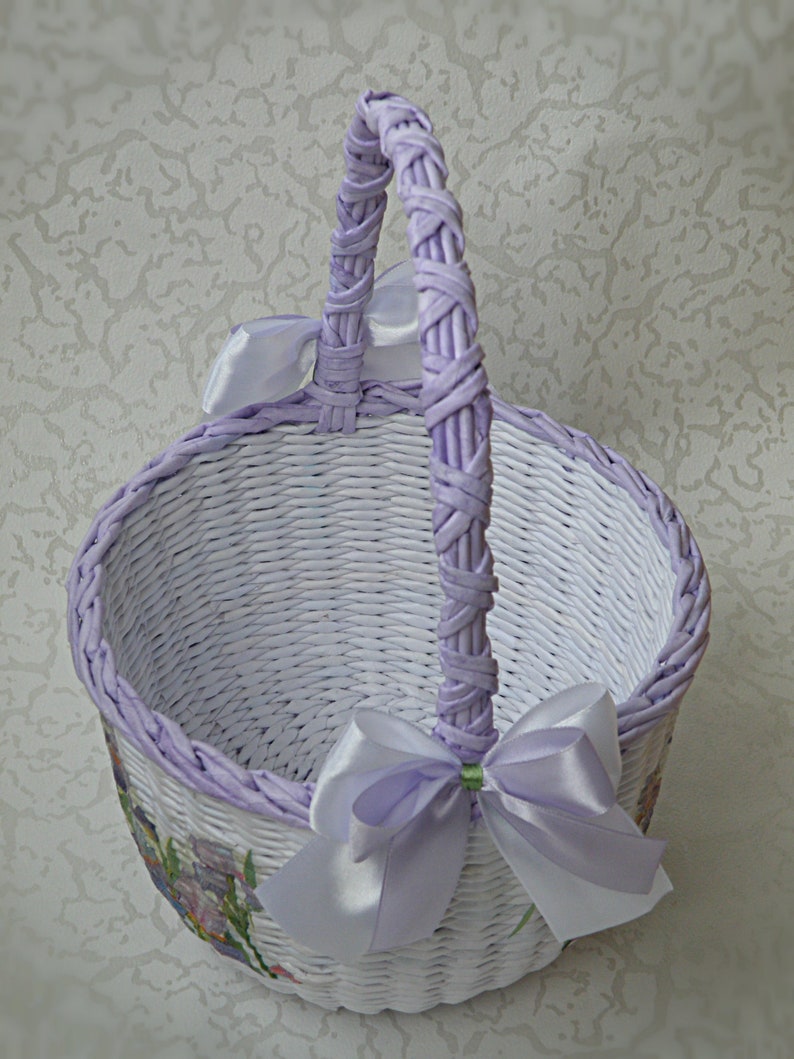 Handwoven round kids wicker basket Wedding basket with handle White girls flower basket Mini wicker basket Gift basket Wedding decor basket