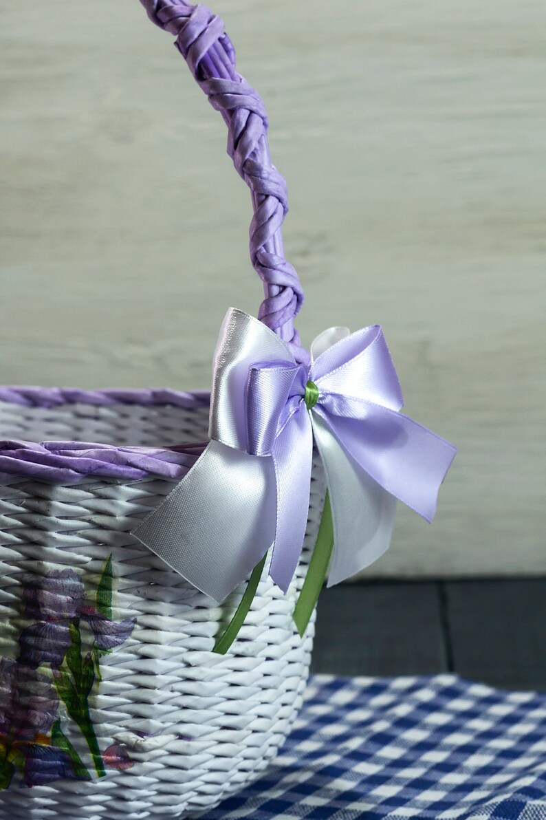 Handwoven round kids wicker basket Wedding basket with handle White girls flower basket Mini wicker basket Gift basket Wedding decor basket