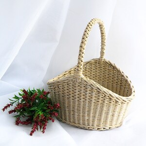 Oval wicker flower girl basket Flower basket for a rustic wedding Beige petal basket Small wicker basket with handle Garden weddings basket
