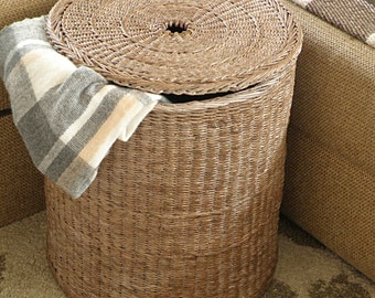 Tall wicker round brown basket with lid Deep laundry basket Woven large basket for blanket & pillows Storage bin Hamper basket Toy basket
