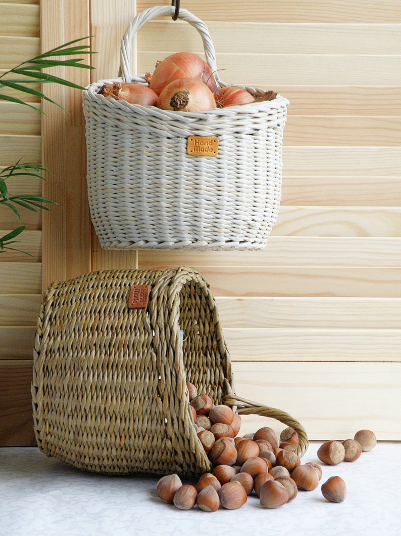 Wall hanging storage round basket Wall storage and organization Kitchen basket storage Rustic door basket Vegetable Fruit wicker baskets zdjęcie 6