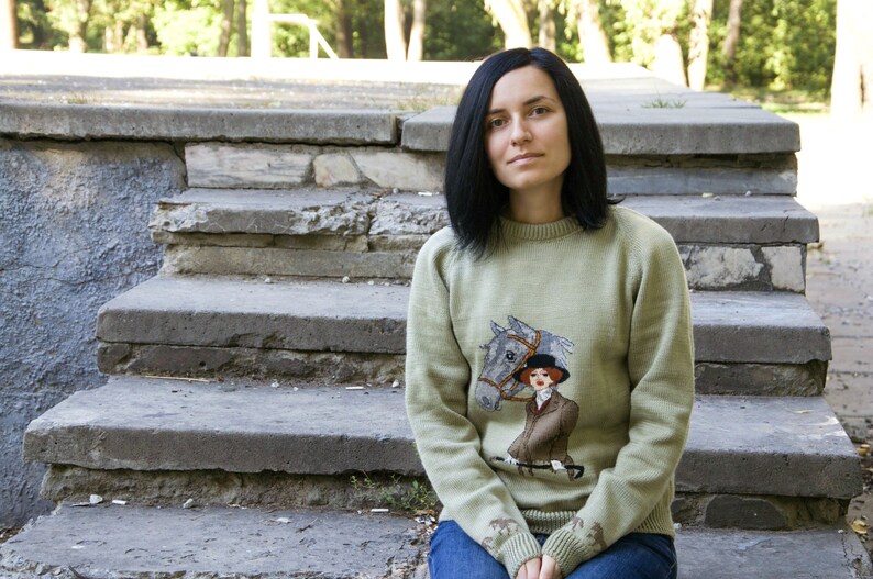 Animal sweater Fall knitwear Fox hunting hand knitted sweater Horse sweater Horse clothing English hunting handmade pullover
