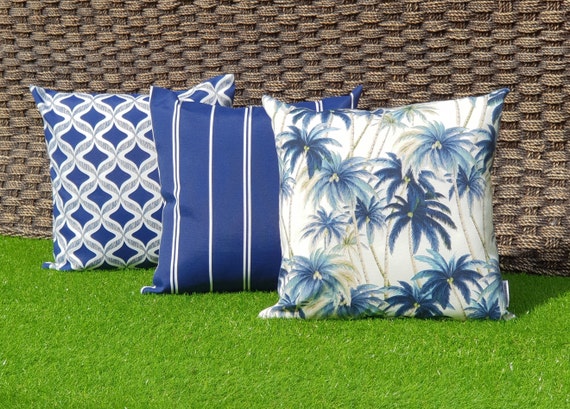 navy blue and white cushions