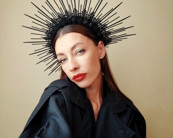 Gothic crown  Witch crown Halloween headband Black halo headpiece Black flower crown