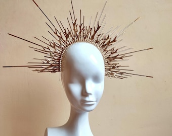 Gold halo crown/ Halloween crown/Met Gala Crown/