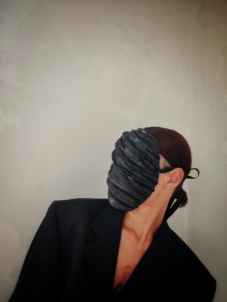 Maschera horror nera di Halloween/ Maschera per gli occhi/ Maschera integrale/ Maschera spaventosa/ Costume da cosplay/ Maschera di cartapesta/ Regalo per lui immagine 8