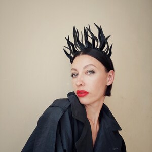 Black leather crown/ Gothic headpiece/ gothic wedding crown/  Spike crown/ Horns headpice/ Halloween crown
