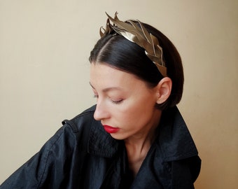 Dark gold leaf crown/ Bridal tiara/ Leather crown/ Greek crown/ Greek laurel