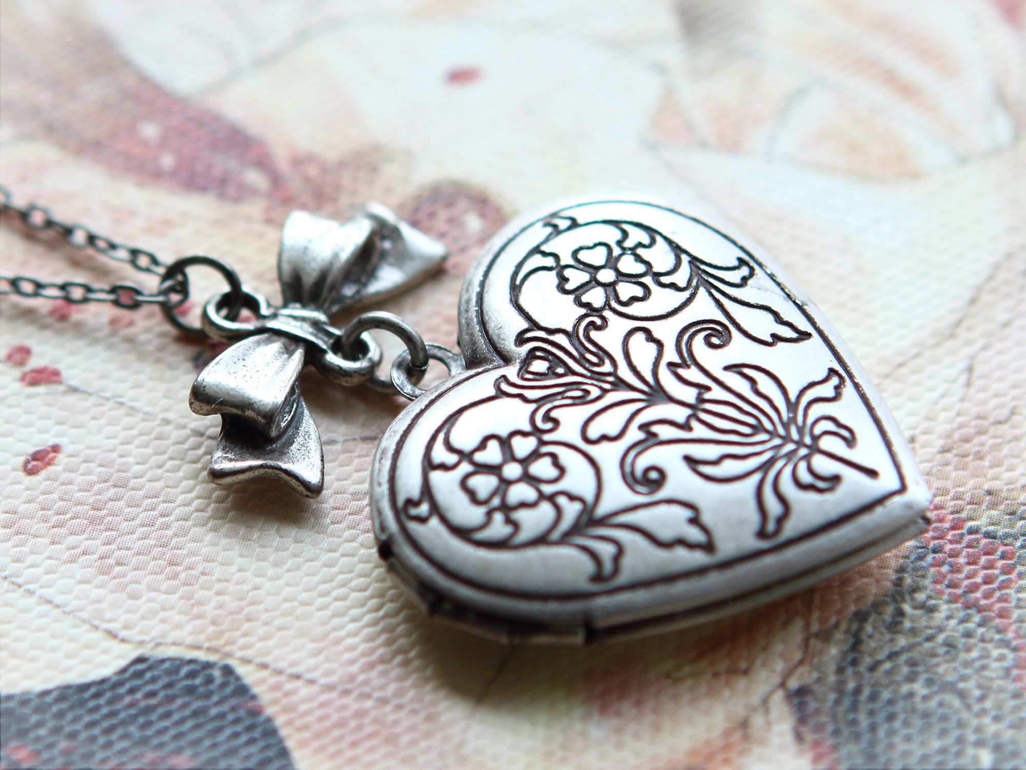 【VINTAGE HOLLYWOOD 】◆Love Lock Heart Necklace★ il_fullxfull.3869802637_ooyf.jpg