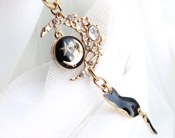 Gold Crescent Moon and Cat Key Chain, Kitty and Moon Bag Charm, Sailormoon Inspired Cat keychain, AirPods Keychain