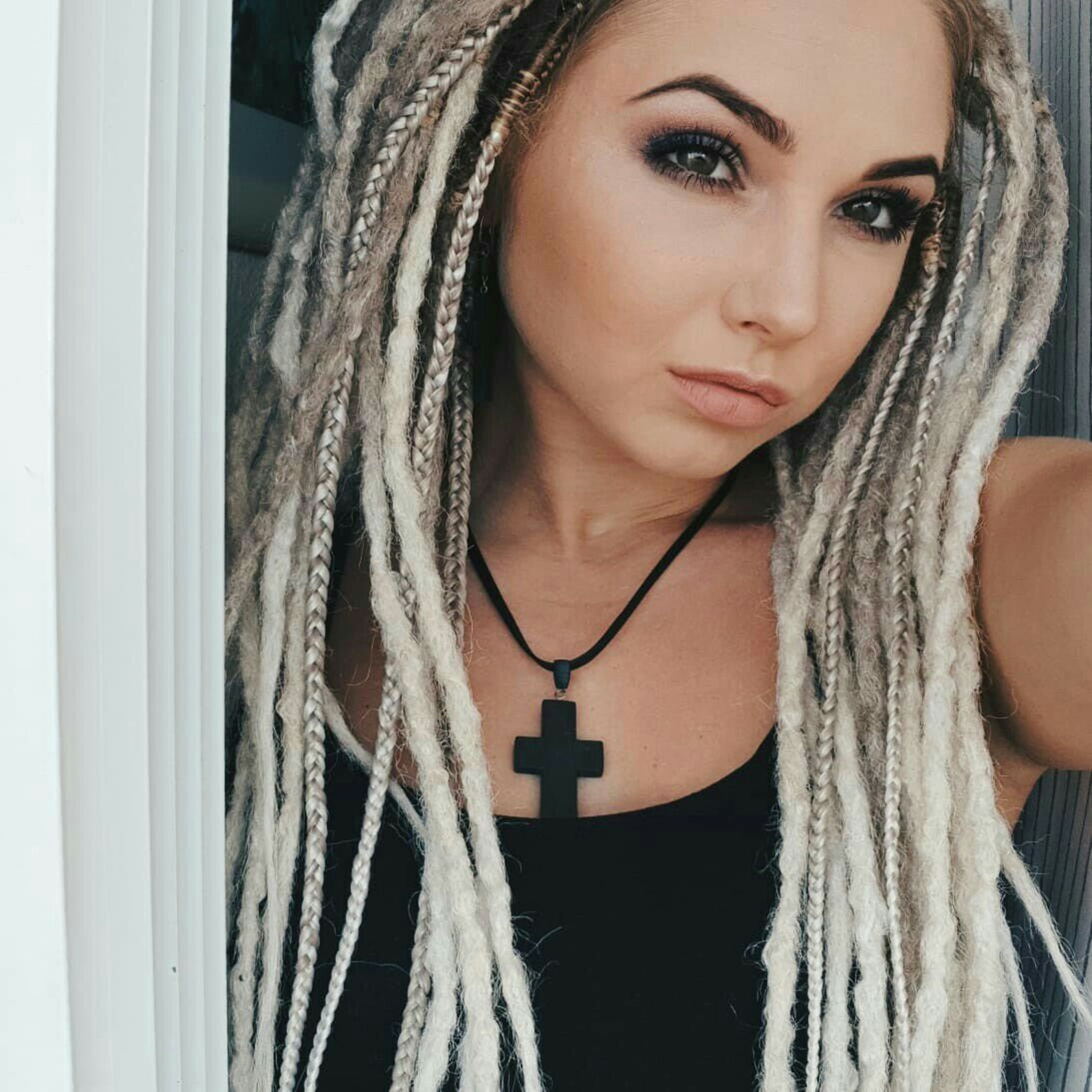 Дреды женские белые