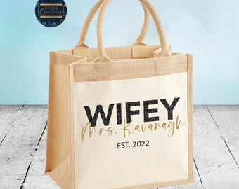 Wifey Jute Tote Bag | Bride Bag | Custom Mrs Tote Bag | Honeymoon Beach Bag | Gift For Wife | Wedding Gift | Personalised Newlywed Bag