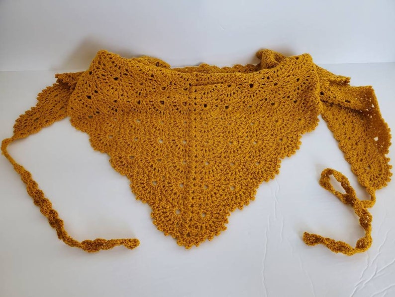 Crochet Bandana, Fan Kerchief Shawl Shawlette Pattern, Crochet Headcover, Crochet church veil pattern image 10