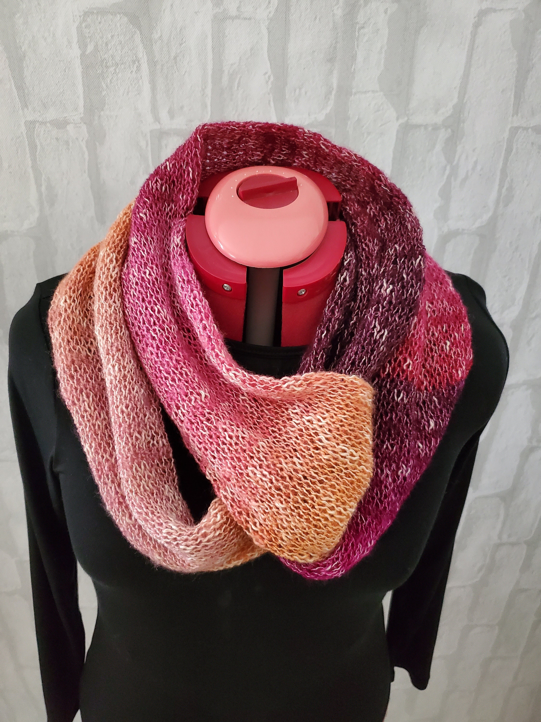 Seamless Infinity Scarf Machine Knit PATTERN / Sentro, Addi