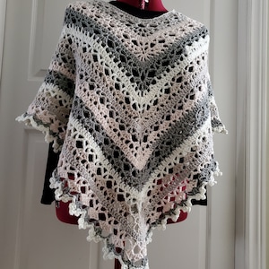 Poncho Crochet Pattern, Caron Cakes Lacy Poncho image 3