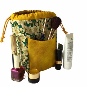 Drawstring bag, drawstring pouch, drawstring mug bag, makeup bag, gift for her, Keep cup bag, storage bag, gift bag, hostess gift bag