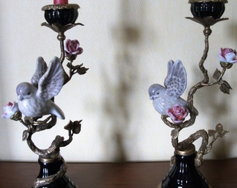 Paire de Chandeliers Régence oiseaux et roses porcelaine et bronze