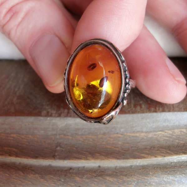 Bague Art Nouveau Ambre et Argent vintage pour femme