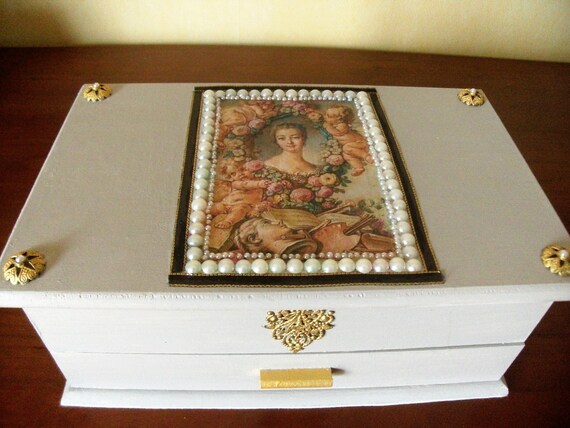 Large wooden jewelry box style EIGHTEENth gift fo… - image 1