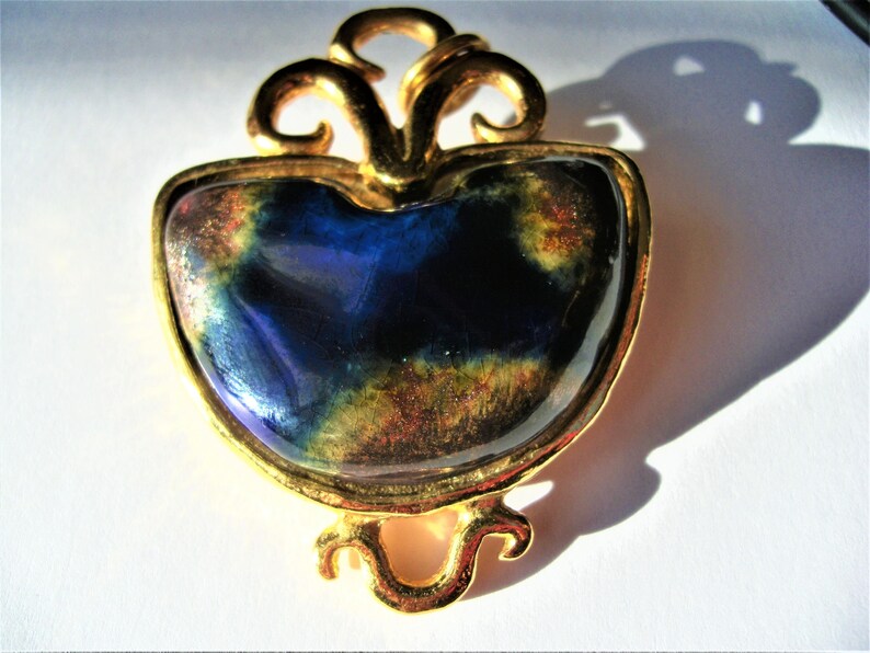 Pendant/Brooch REVLON 1970 gold plated and blown glass for women