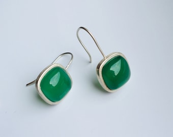 Jade Würfel Ohrringe.Sterling Silber Jade Jewelry.Green Edelstein Ohrringe.Zierliche Jade Ohrringe.Chinesische Jade.Gift