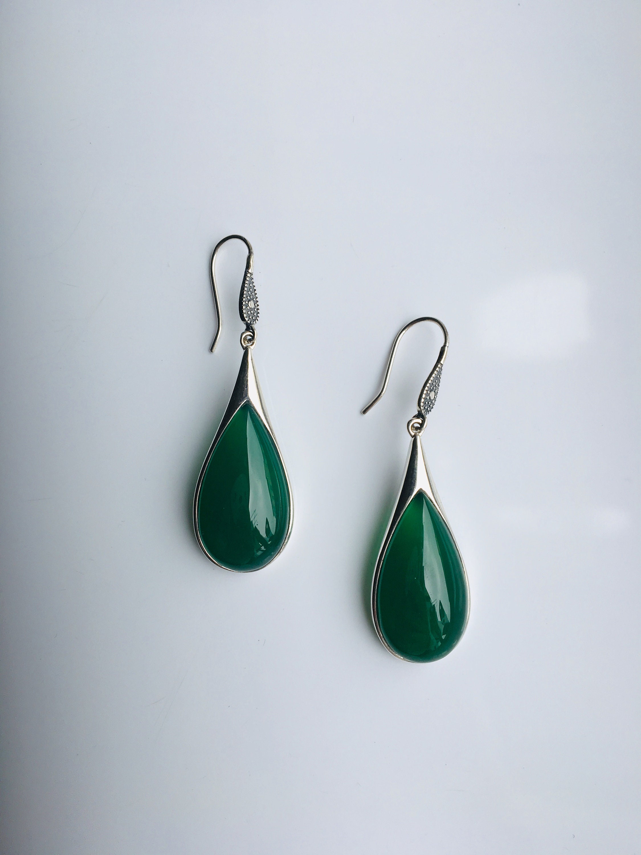 Buy Pink Moonstone Green Jade Flower Kundan Earrings for Women Online at  Ajnaa Jewels 390686