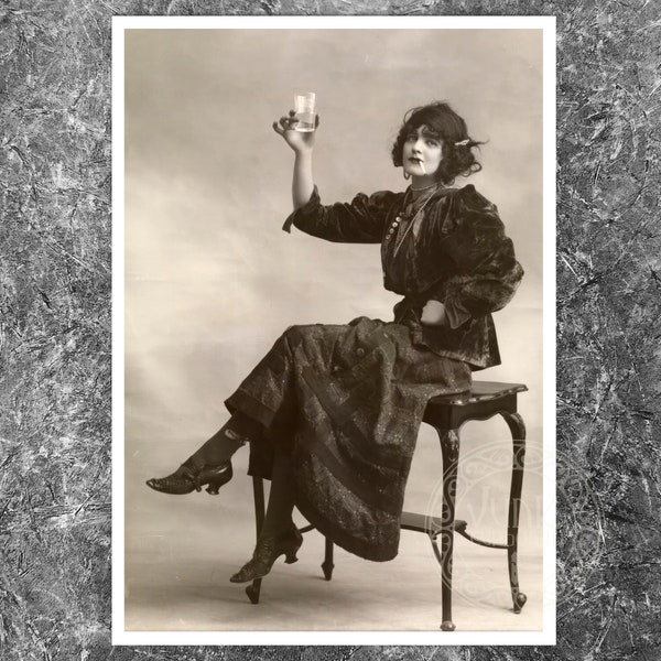 Vintage Photo of Silent Film Actress "Betty Linley" (c.1914) - Premium Reproduction Giclée Fine Art Print
