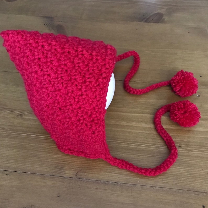 BABY BOY GIRL WHITE BLUE PINK KNITTED CROCHET POMPOM HATS BOBBLE TIE CAP