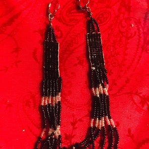 Vintage Earrings Art Deco Seed Bead Flapper Earrings Shoulder Duster Seed Bead Art Deco Tassel Earrings Black White Art Deco Earrings