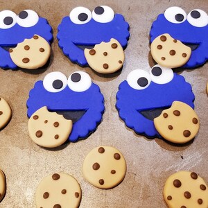 Cookie Monster Cupcake/Cake Toppers