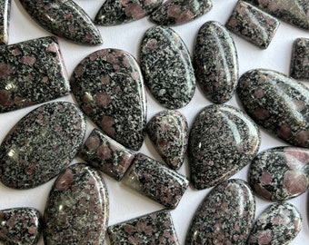 Lote al por mayor de Ruby Fall Jasper Cabochon, Forma de mezcla Ruby Fall Gemstone Cabochon, Ruby Fall, Piedra suelta de Ruby Fall Jasper de alta calidad