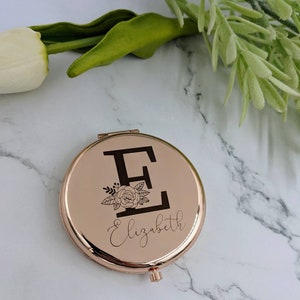 Flowered letter with custom name compact mirror, bridal party gift, wedding day, bridesmaids,friend, custom name,birthday gift, mother&#39;s day