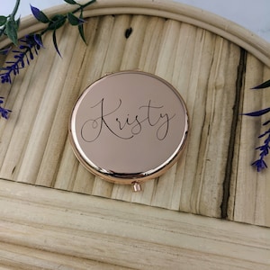 Scripty custom name compact mirror, bridal party gift, wedding day, bridesmaids, friend, gift from daughter, birthday gift, mother&#39;s day