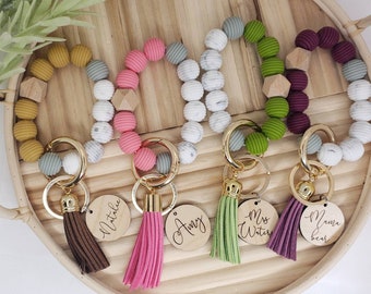 Wristlet, Bangle Key Ring, Bracelet Keychain, Silicone Bangle Keyring, Gift for Her, teacher gift, Women, name, custom, stretchy, beaded