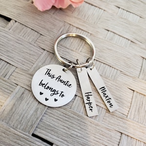 This auntie belongs to keychain, like a mom only cooler, sister gift, auntie, friend gift, niece, only an aunt, Christmas, personalized