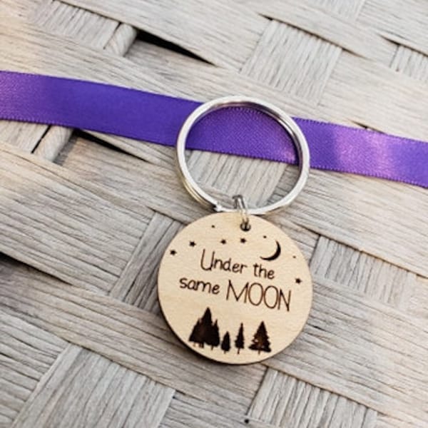 Under the same moon keychain, camping, nature lover, hiking keychain, friend keychain, girlfriend, boyfriend, outdoors, long distance, 118