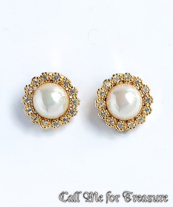 Nina Ricci Pearl Clip On Earrings / Vintage Jewelr