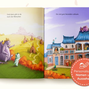 May include: An open book with colorful illustrations of a purple dragon and a green dinosaur. The text on the page reads "Und dann gibt es da noch die Menschen. Die sind ganz besonders seltsam."  The book cover has a red circle with a pencil and a person icon, and the text "Personalisiere Namen und Aussehen".