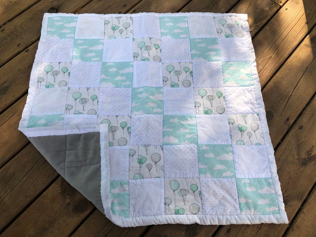 Green Balloons Baby Blanket main image 1