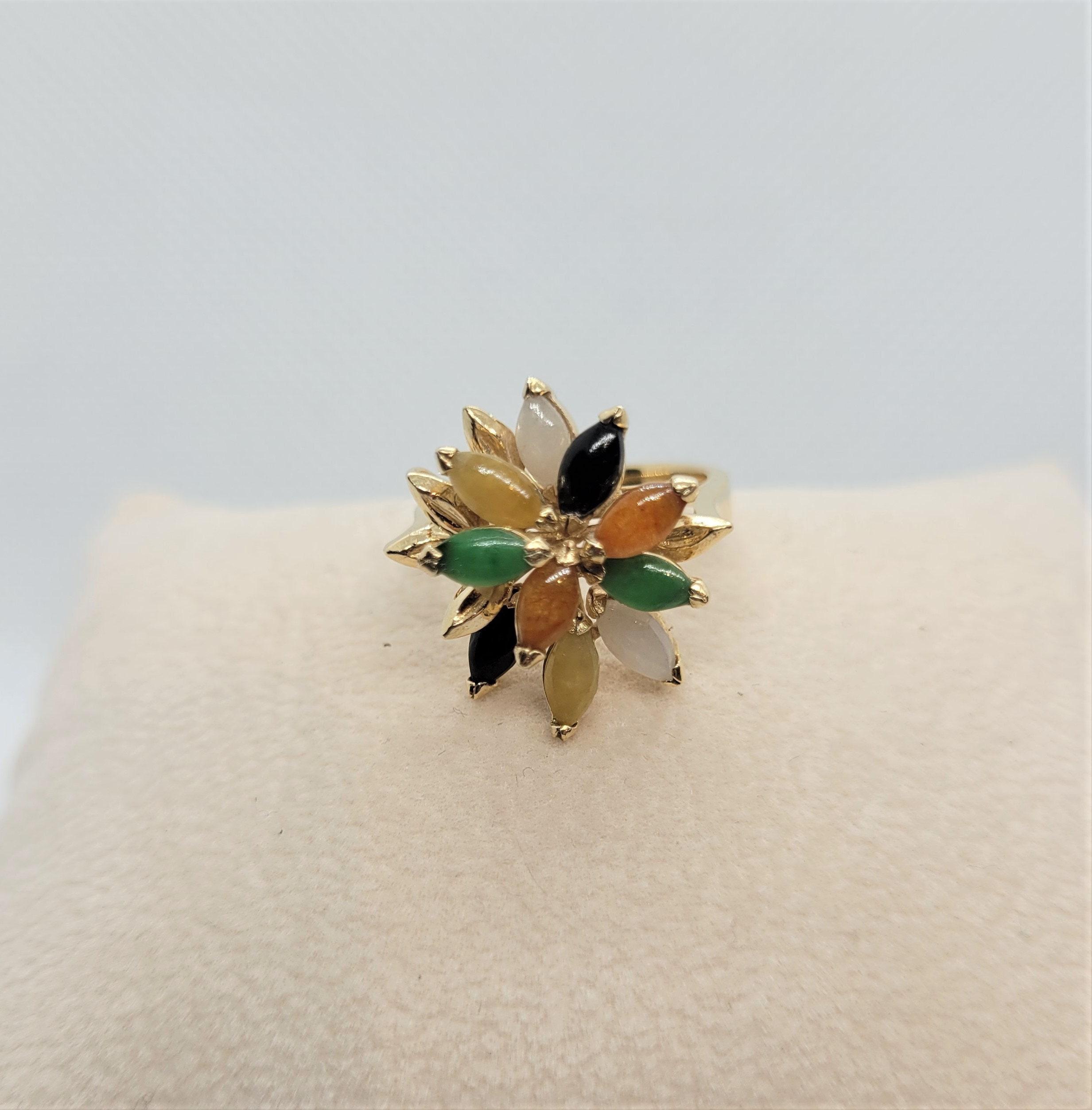 14kt Yellow Gold Multi-colored Jade Ring Size 6 Marquis-shaped, Very ...