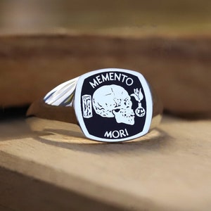 Silver Memento Mori Signet Ring with Black Enamel, Ring Memento Mori, Memento Mori Ring, Memento Mori Skull Ring, Memento Mori Signet Ring