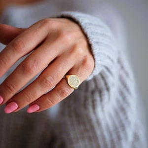 レディース ダイヤモンド シグネット、パヴェ ピンキーリング、14K ソリッドゴールドまたはシルバー、彼女へのギフト