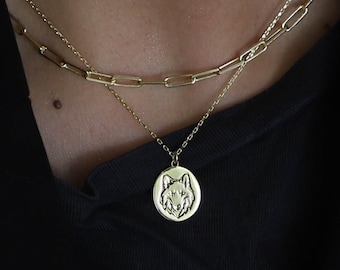 Colar de lobo dourado, colar de lobo, colar de cabeça de lobo, pingente de lobo dourado, colar com pingente de lobo, colar com espírito animal, pingente de lobo