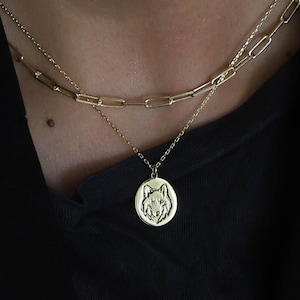 Gold Wolf Necklace, Wolf Necklace, Wolf Head Necklace, Gold Wolf Pendant, Wolf Pendant Necklace, Spirit Animal Necklace, Wolf Pendant