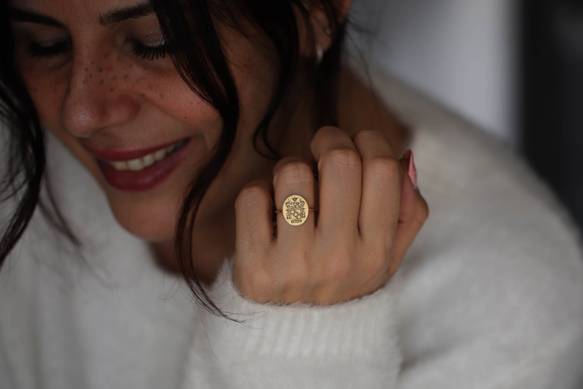 Gold Customary Rings Gold Custom Engraved Delicate Ring, Family Crest Engraved Gold Ring for ...